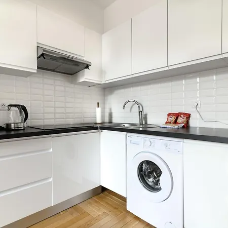 Апартаменты Bright And Spacious Equipped With All Comfort At Two Steps From *